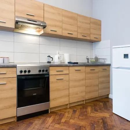 Perfect Place To In City Center 40m2 W4 Apartment