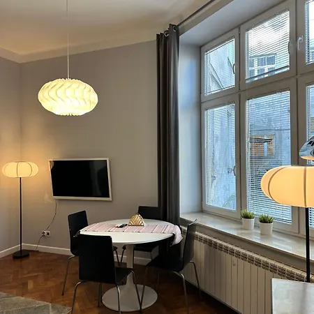 Perfect Place To In City Center 40m2 W4 Apartment *